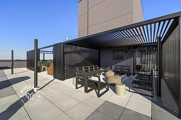 Rented by Carroll Development Leasing LLC | media 35