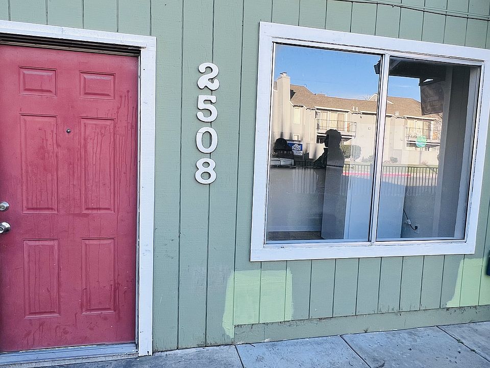 1st image of 2508 Antoine Ct #3