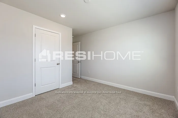 245 Victory Creek Ln — Photo 14