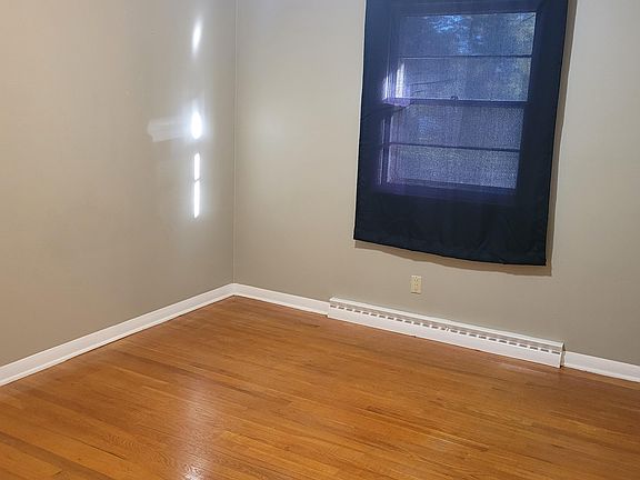 4th image of 241 E Grant St