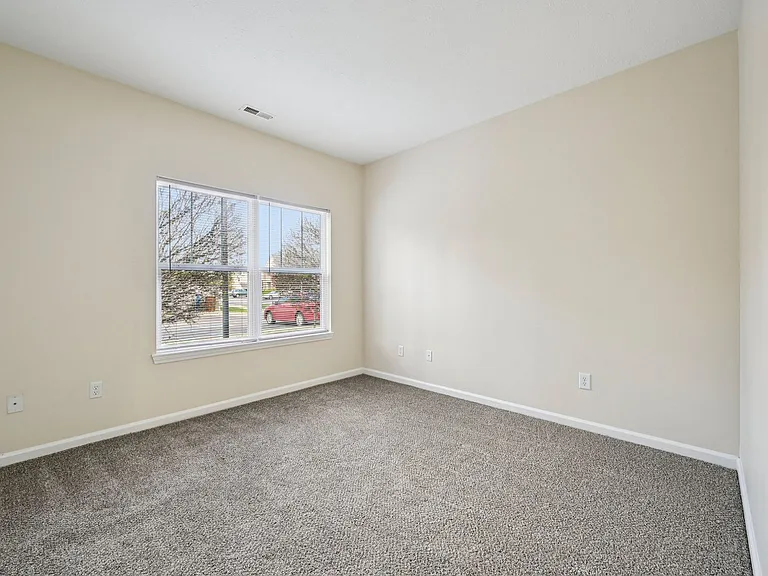 Bayberry Place Apartments — Photo 10