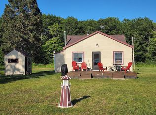 6552 S Leading Light Ln, Sault Sainte Marie, MI 49783