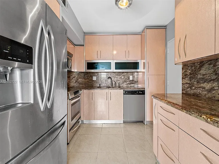 500 Bayview Dr #1421 — Photo 12