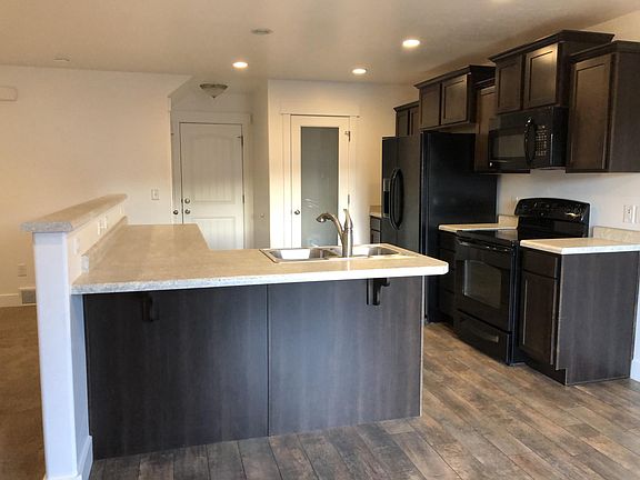 Kitchen with Open layout