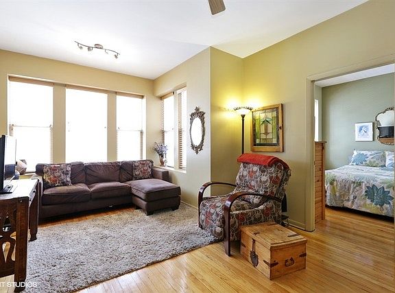 3rd image of 4659 N Campbell Ave #1