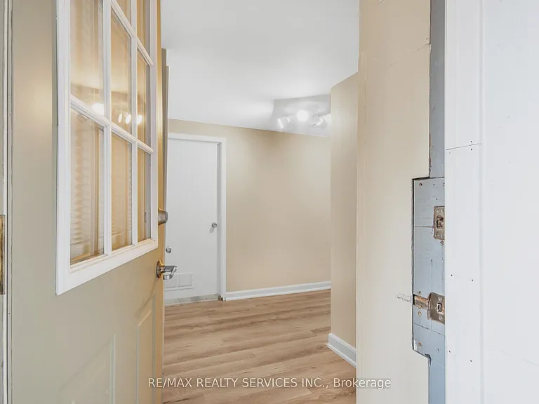 185 Burlington St #BASEMENT — Photo 5