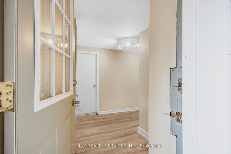 London House for rent - 2 Bedrooms — photo 4
