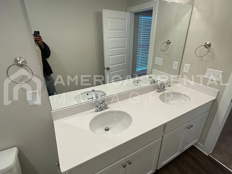 84 Victor Dr — Photo 14