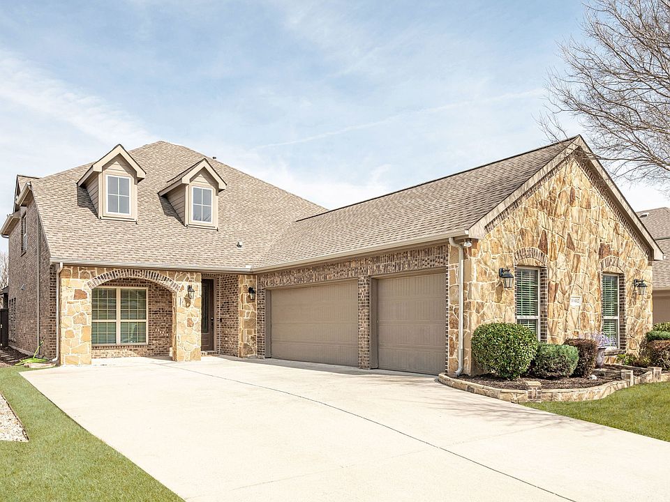 1st image of 10412 Old Eagle River Ln