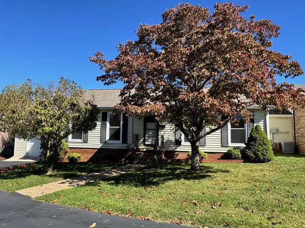 34 Hampton Sq, Crossville, TN 38555