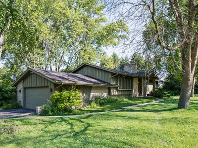18570 Follett Dr, Brookfield, WI, 53045
