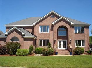 2260 Souverain Ln, Virginia Beach, VA 23454
