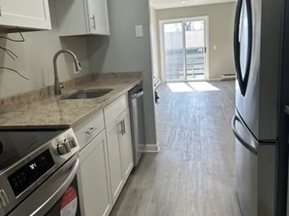 1197 Grafton St Unit 62, Worcester, MA 01604