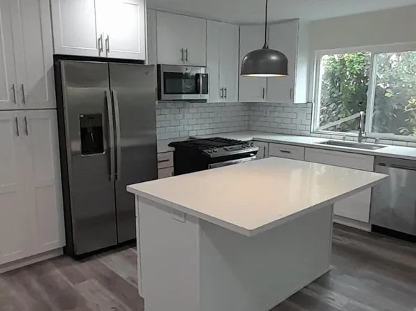 7939 Landon Pl, San Diego, CA 92126