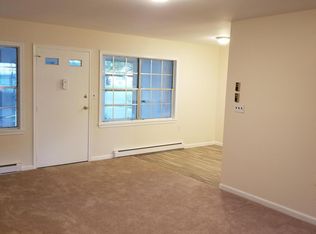 103B Edinburgh Ln, Lakewood, NJ 08701