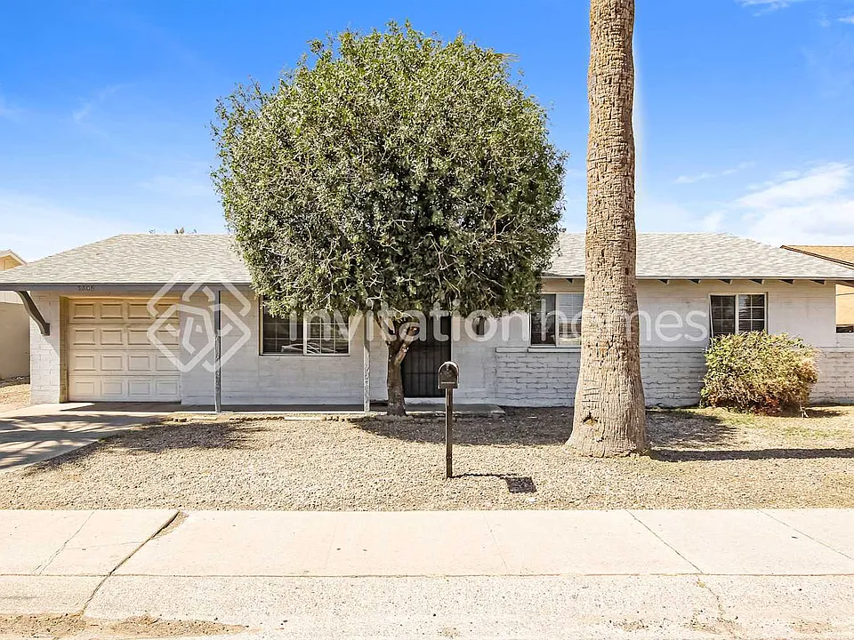 3808 W Glendale Ave