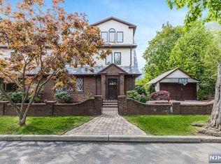 360 Audubon Rd, Englewood, NJ 07631