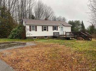 106 Green Rd, Fairfield, ME 04937