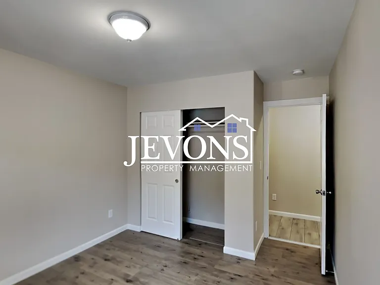 1912 W Mead Ave #1 — Photo 16