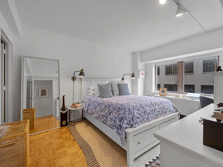 756 Washington St #2D — Photo 8