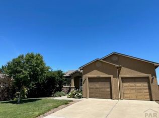 2313 Longhorn Dr, Pueblo, CO 81008
