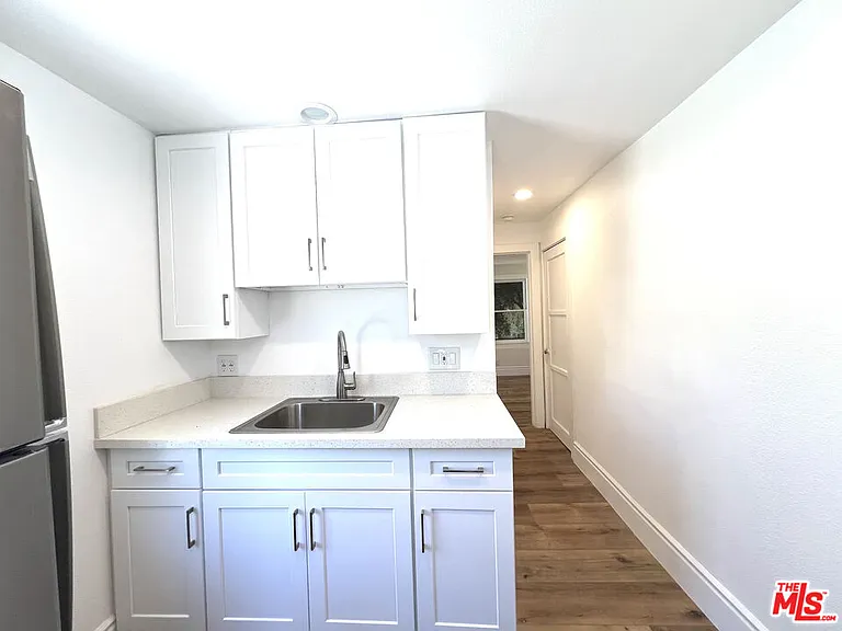 1828 S Gramercy Pl #1/4 — Photo 7