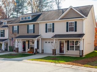 102 Torrington Ave, Fletcher, NC 28732