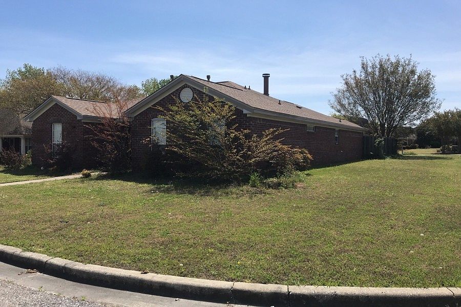 2nd image of 4723 Harvest Way