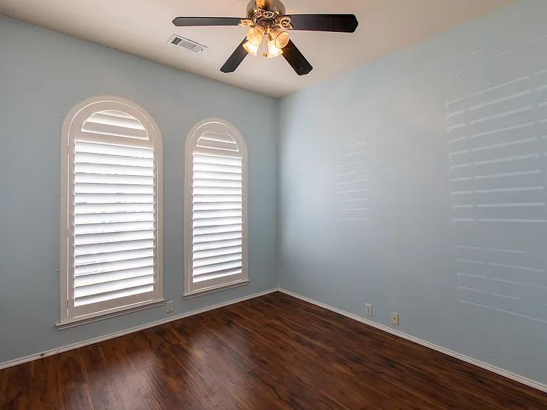 11259 Blackhawk Dr — Photo 29