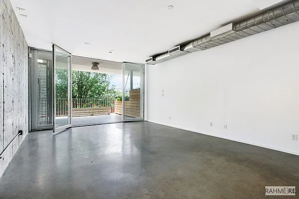 Sold by Rahme Real Estate, LLC | media 7