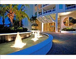 5th image of 990 Boulevard Of The Arts APT 604