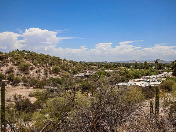 2nd image of 4825 N Calle Lampara