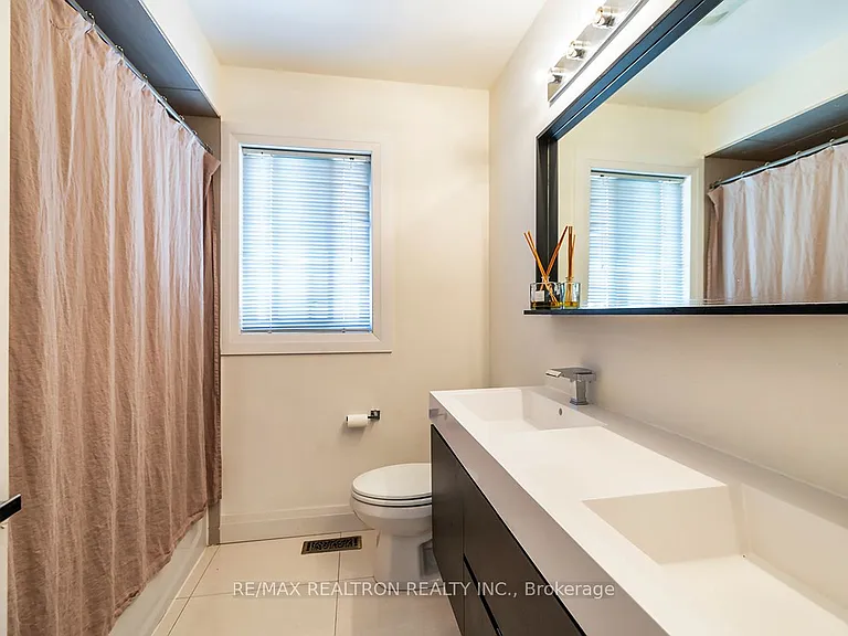 14 Styles Cres #UPPER — Photo 19