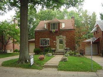 1st image of 6732 Devonshire Ave