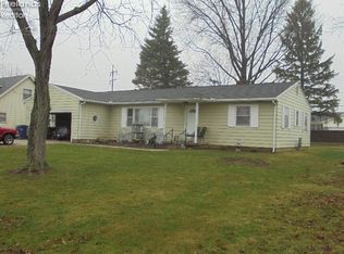 35 Beechwood Dr, Tiffin, OH 44883