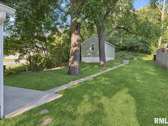 4th image of 4105 11th St