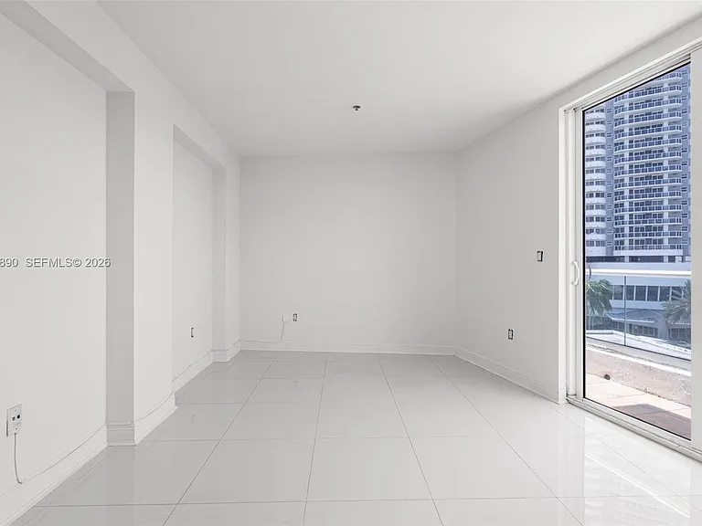 6362 Collins Ave #514 — Photo 28