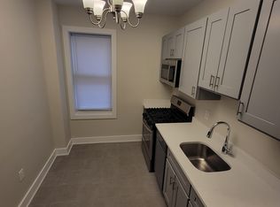 52 Newkirk St, Jersey City, NJ 07306
