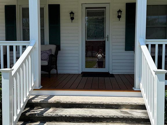 2nd image of 34 Whale Pond Rd