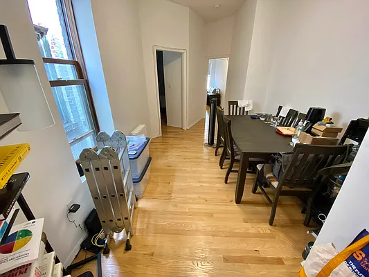 Rented by J PRESTON AND ASSOCIATES INC | media 10