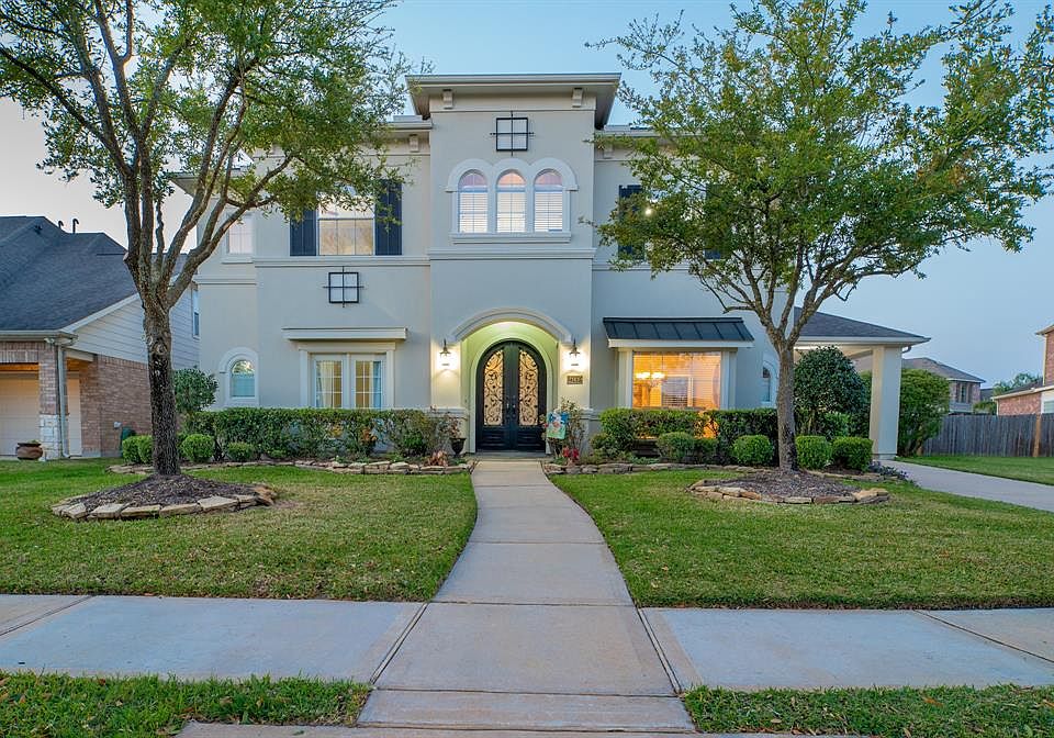 1st image of 21410 E Gold Buttercup Ct