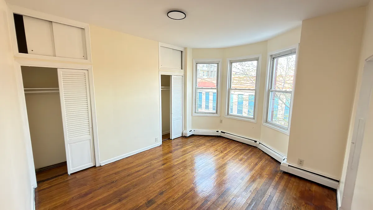 Photo 2 of 12 - 217 62nd St - West New York, NJ Building Photo - 217 62nd St