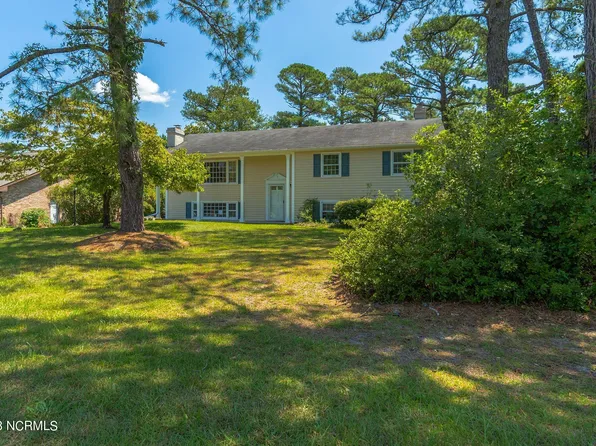 1009 Yacht Court, New Bern, NC 28560