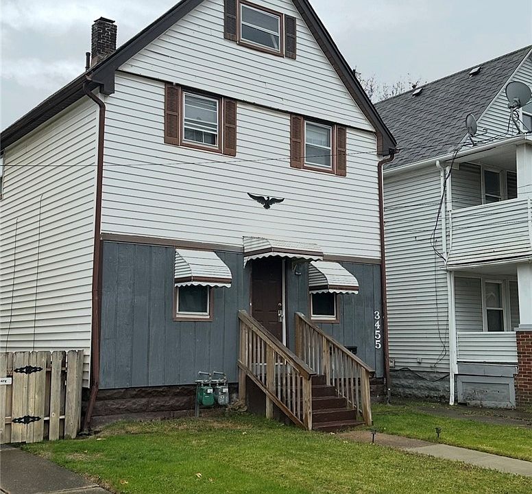 1st image of 3455 W 49th St
