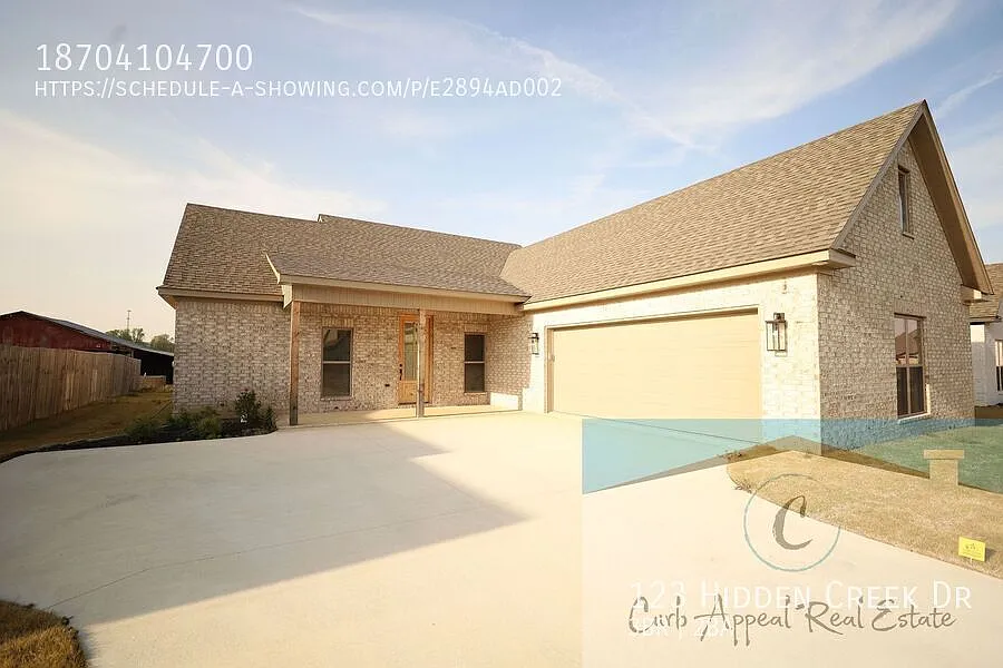 Building Photo - 123 Hidden Creek Dr