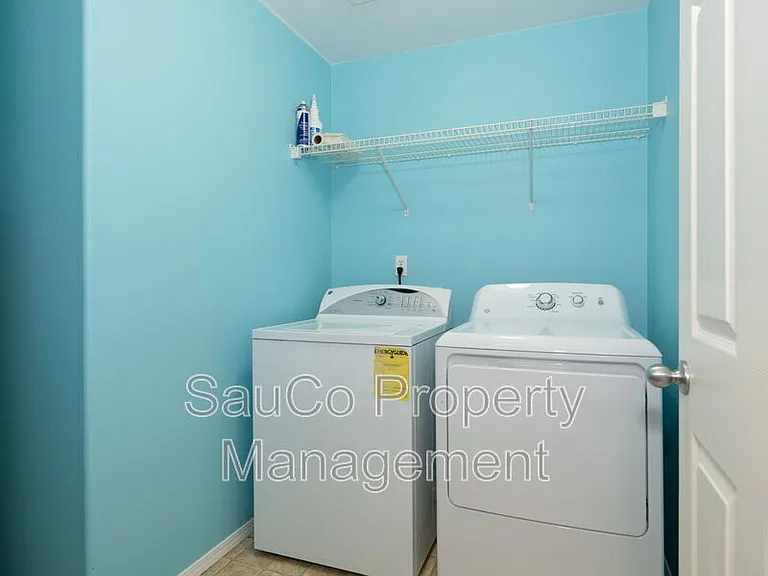19878 Kendall Ln — Photo 11