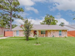 10062 Haddington Dr, Houston, TX 77080