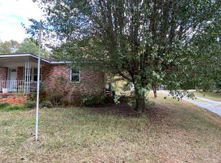 6106 Highway 25 N, Hodges, SC 29653