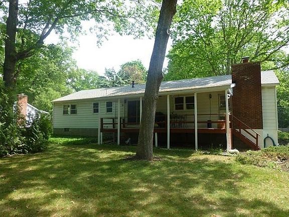 2nd image of 24 Sevilla Dr