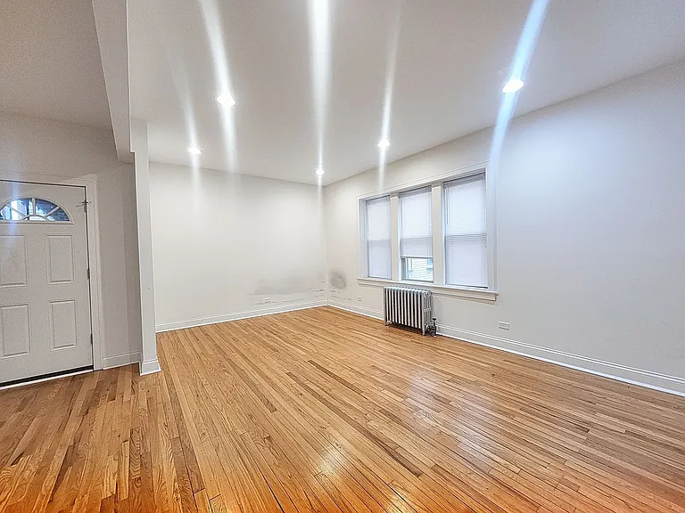 3403 W Balmoral Ave #2 — Photo 12